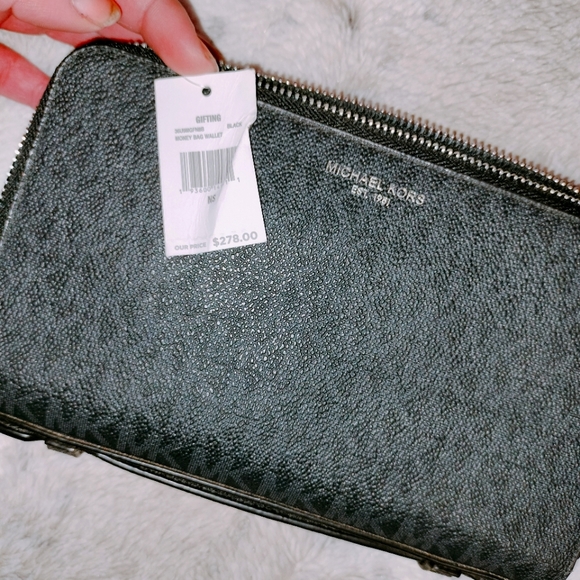 Michael kors wallet - Picture 8 of 8